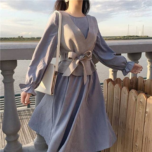 Hàng Sẵn_Trumpet hai mảnh áo đầm+gilê phong cách Hàn Quốc | BigBuy360 - bigbuy360.vn