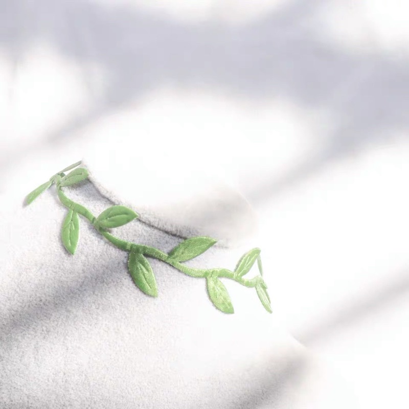 Vòng cổ choker dây lá xanh mã QA-9