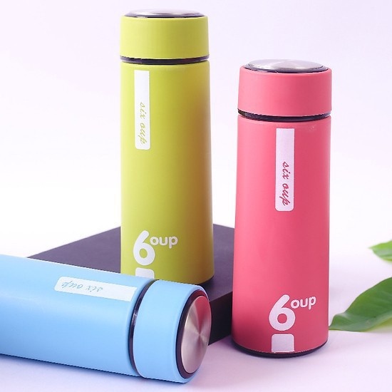 Bình thủy tinh giữ nhiệt 450ml,bình lõi thuỷ tinh 6OUP bọc nhựa chống nóng an toàn tiện dụng