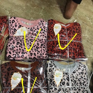 Bộ croptop beo cho bé gái phan oanh
