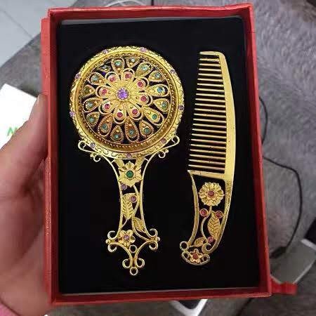 Gương đồng cổ trang có sẵn hàng đẹp