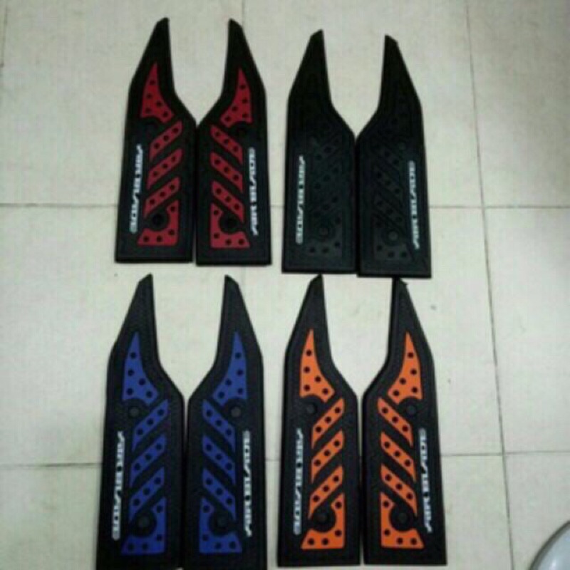 Thảm lót chân cao su Ablade 2016-2017-2018-2019