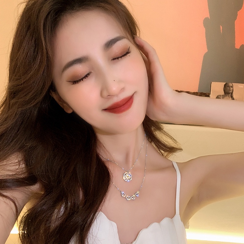 Women folding heart-shaped four-leaf clover Pendant Necklace/Girls cubic zirconia Simple Chain Necklaces /Ladies Fashion Design jewellery Gifts