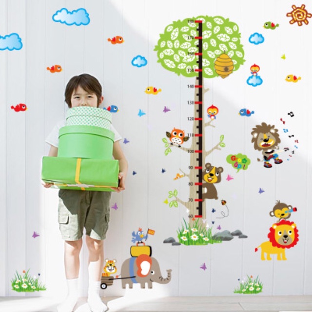 Decal dán tường thước đo cây lớn