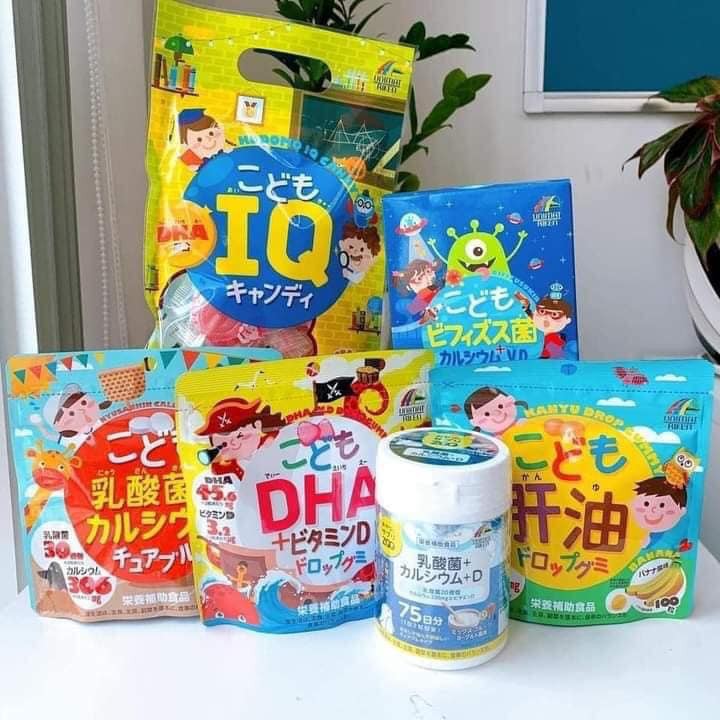 Kẹo mút KODOMO bổ dung DHA, Ca cho bé từ 1 tuổi Nhật Bản