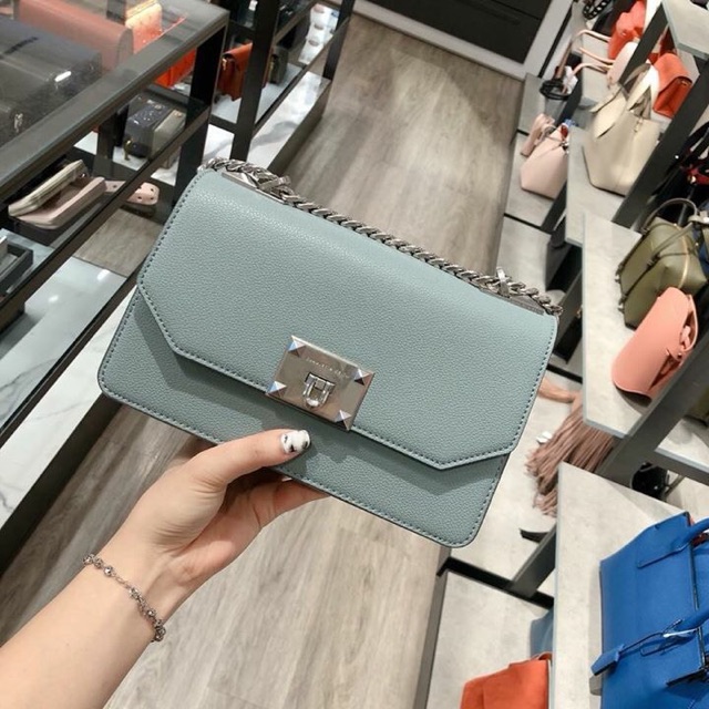 Túi charles keith auth