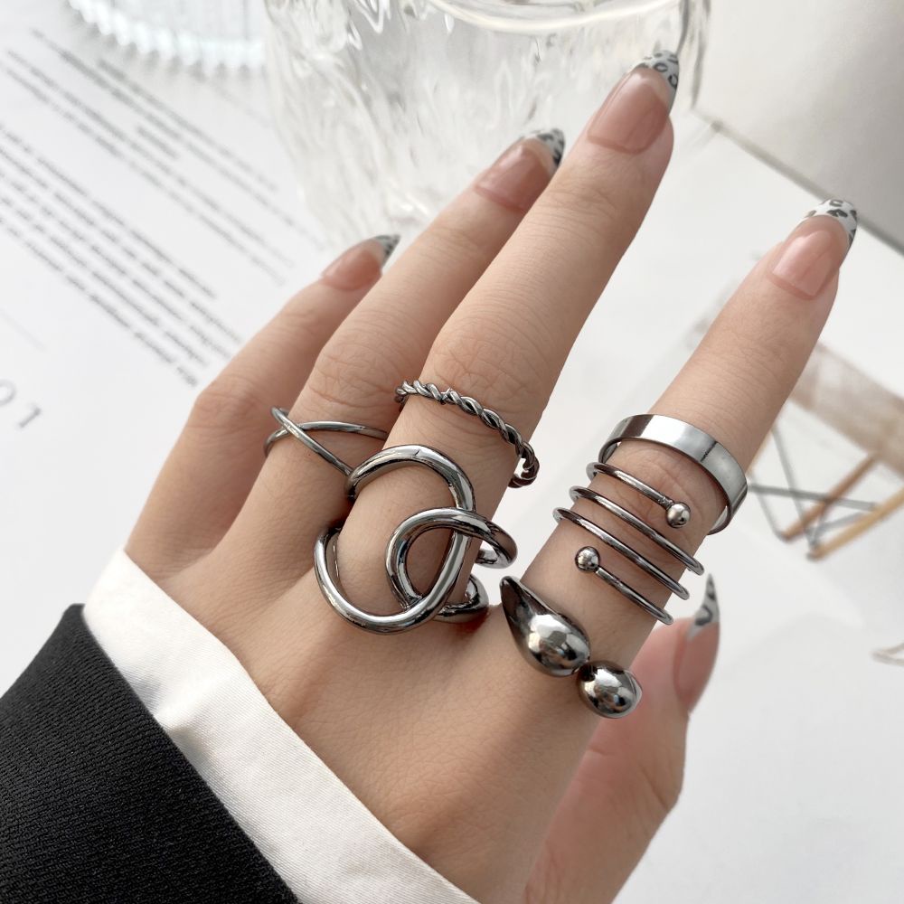 Set Nhẫn Cặp Đôi Hình Trái Tim Thời Trang Cổ Điển