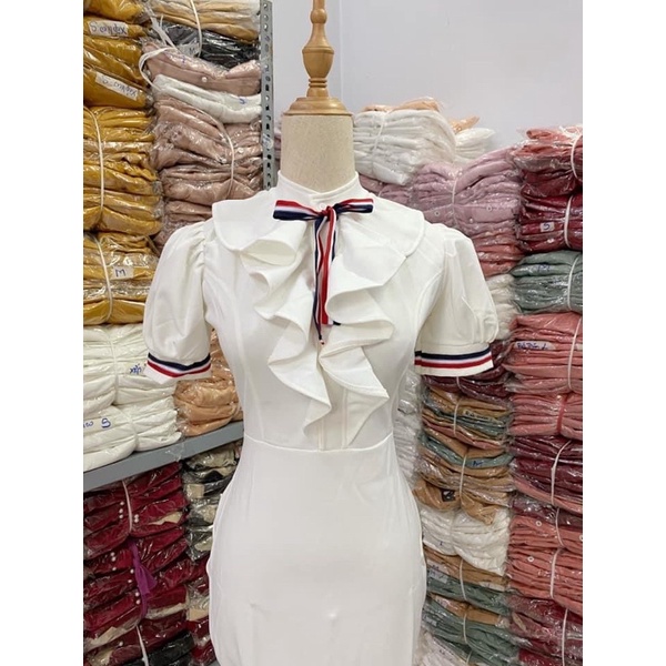 Đầm body umi bèo cổ