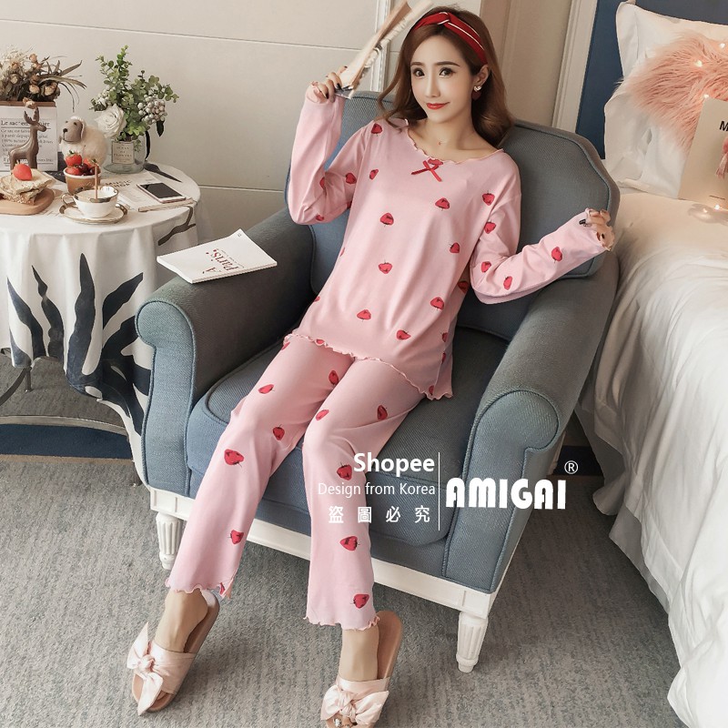 Bộ Đồ Ngủ Vải Lụa Tay Dài Kiểu Hàn Quốc Xinh Xắn Cho Nữ | BigBuy360 - bigbuy360.vn