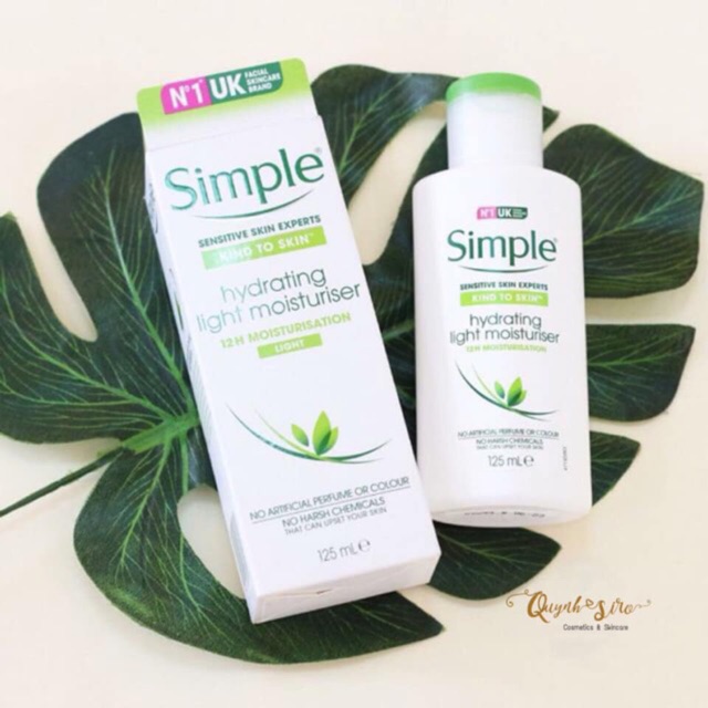 LOTION DƯỠNG ẨM - SÁNG DA SIMPLE HYDRATING LIGHT MOISTURISER