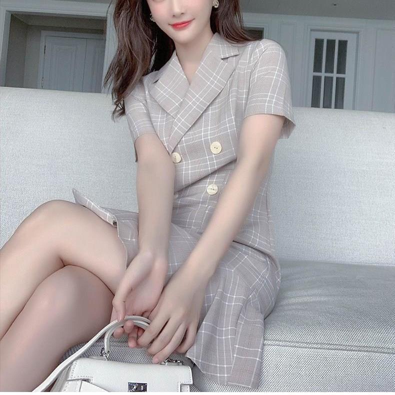 Đầm nữ cổ bẻ họa tiết Caro thời trang nữ dễ thương | BigBuy360 - bigbuy360.vn