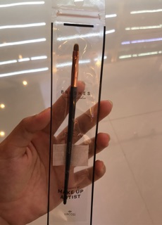 CỌ NHẤN ĐUÔI MẮT VACOSI SMUDGE PRO BRUSH - E09