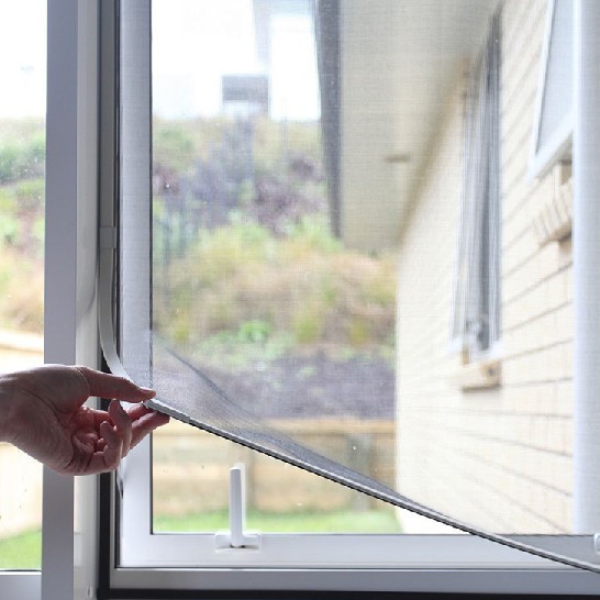 Lưới rèm dán cửa sổ chống muỗi ruồi bọ côn trùng lọc sạch bụi bẩn nhà cửa kích thước 1.35*1.5m 1328 shop19k