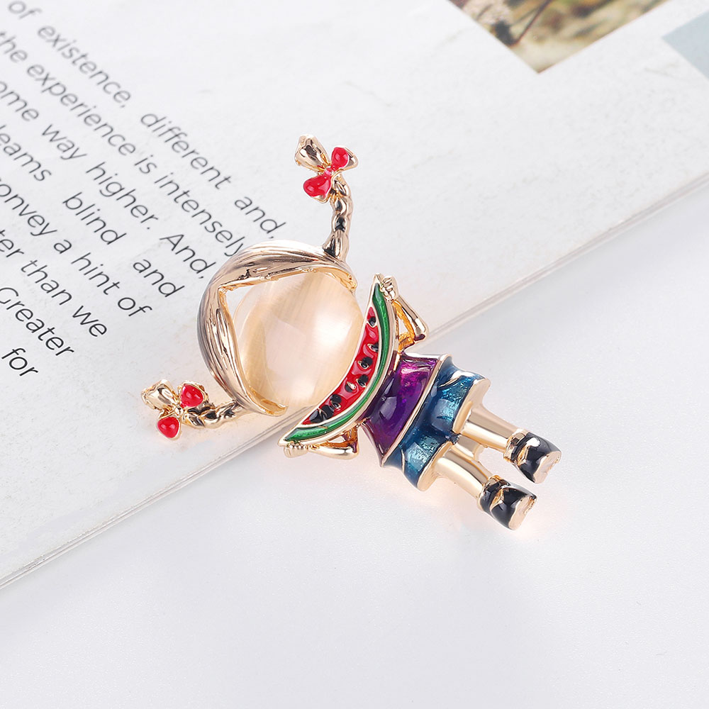 Ghim Cài Áo Hình Cô Gái Xinh Xắn Độc Đáo