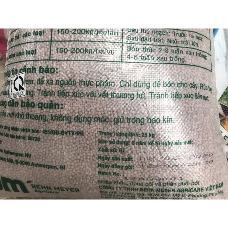 Phân bón NPK 15-15-15+ 2S Nhập khẩu châu Âu  bán theo 1kg