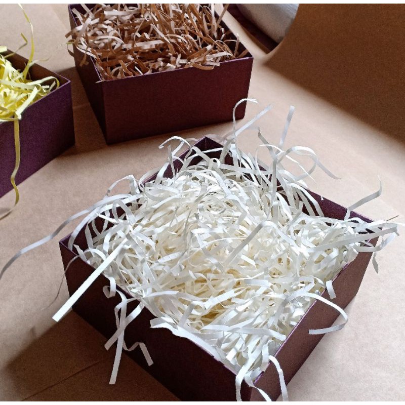 100g Giấy rơm lót quà đủ màu sắc | BigBuy360 - bigbuy360.vn