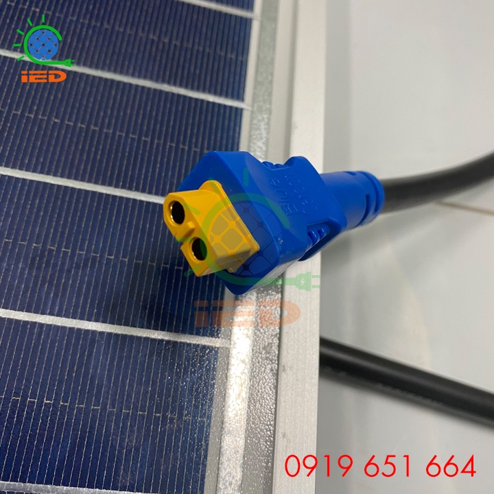 Đèn pha năng lượng mặt trời 500W BCT-WW5.0 BLUE CARBON