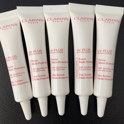 Kem chống nắng Clarins UV Plus Anti-Pollution Day Screen Multi Protection SPF 50 PA++++