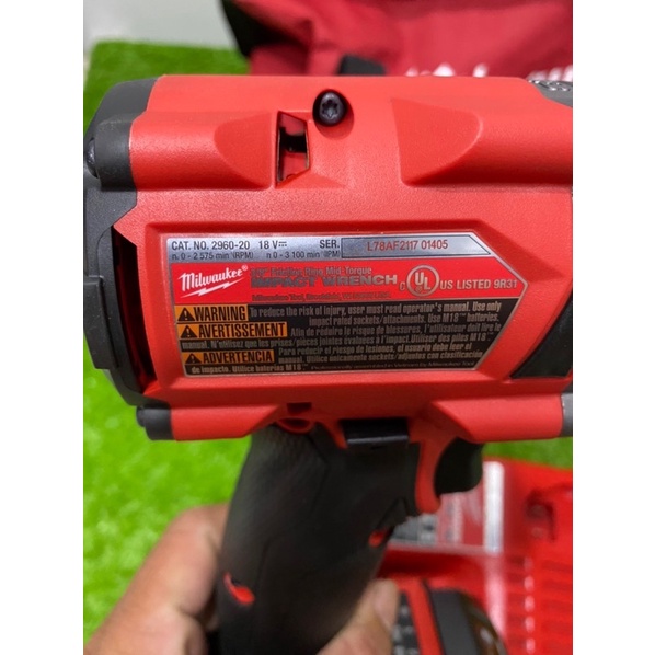 Máy Bulong milwaukee 2960-20