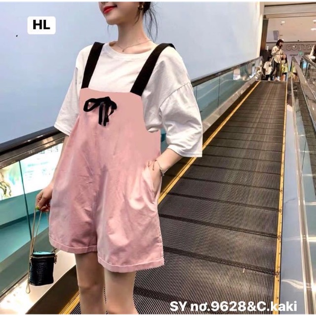 Sét đùi yếm nơ kèm áo thun - C