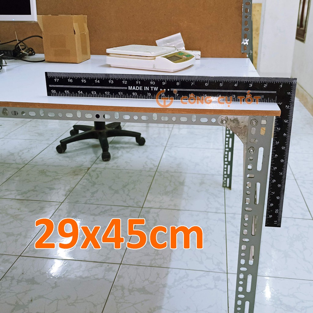 Thước kẻ vuông đen hệ inch và hệ mét 29x45cm