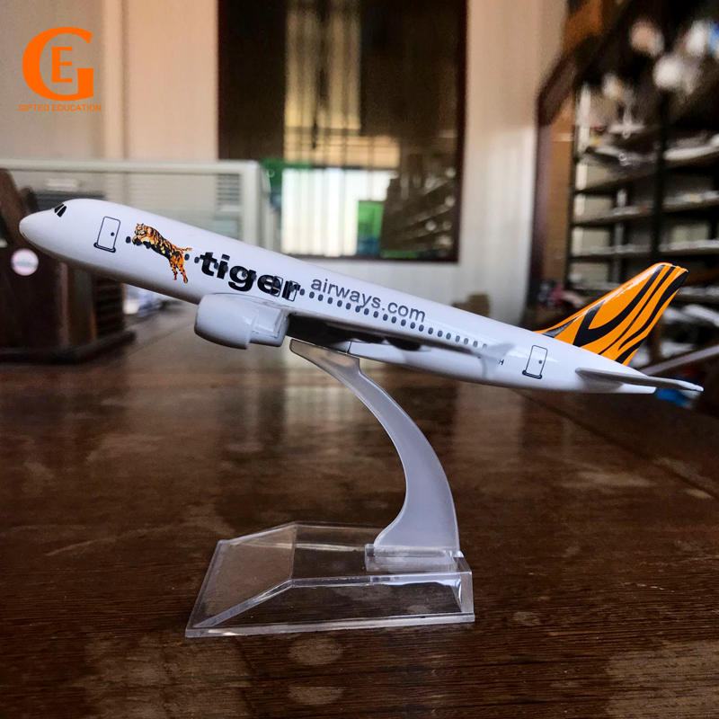 Singapore Airlines Tiger Airways Airbus 320 Mẫu máy bay A320 Tigerair Diecast Máy bay kim loại Đồ ch