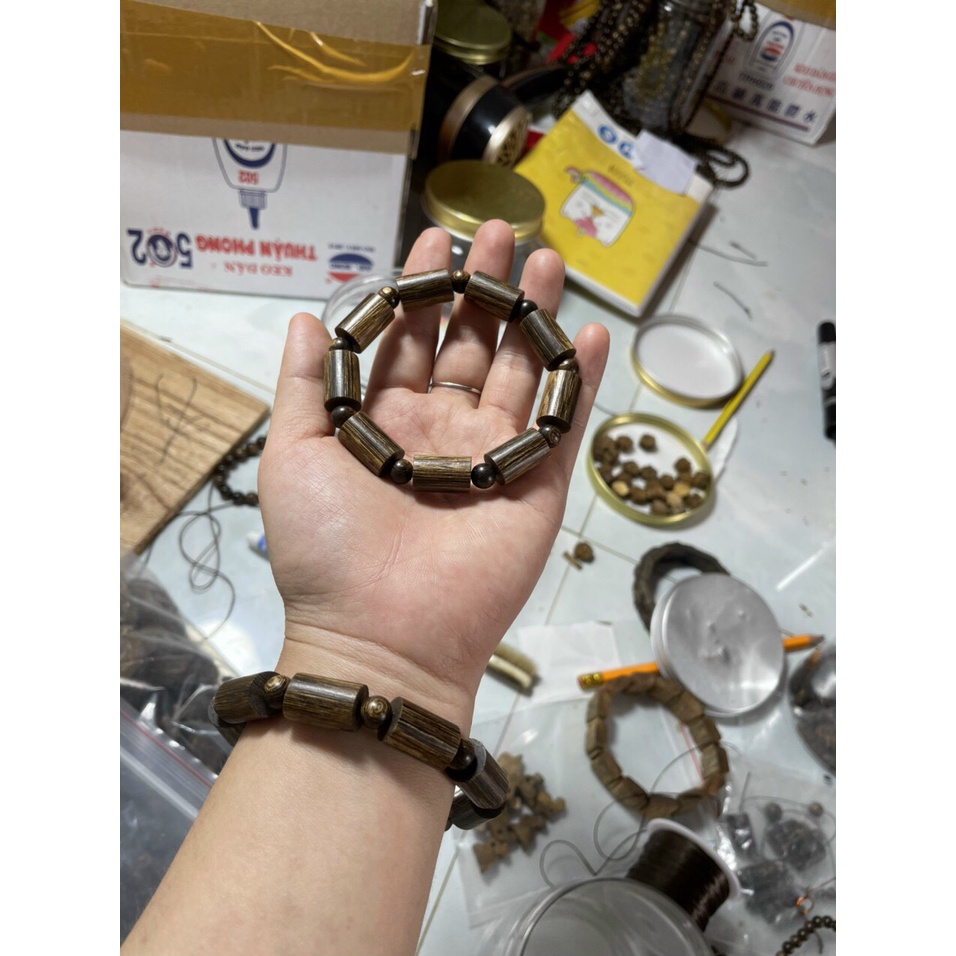 Vòng Tay Trâm Hương vòng tay sánh chìm thơm  -Vòng Trâm Huong Sanh chim dang truc | BigBuy360 - bigbuy360.vn