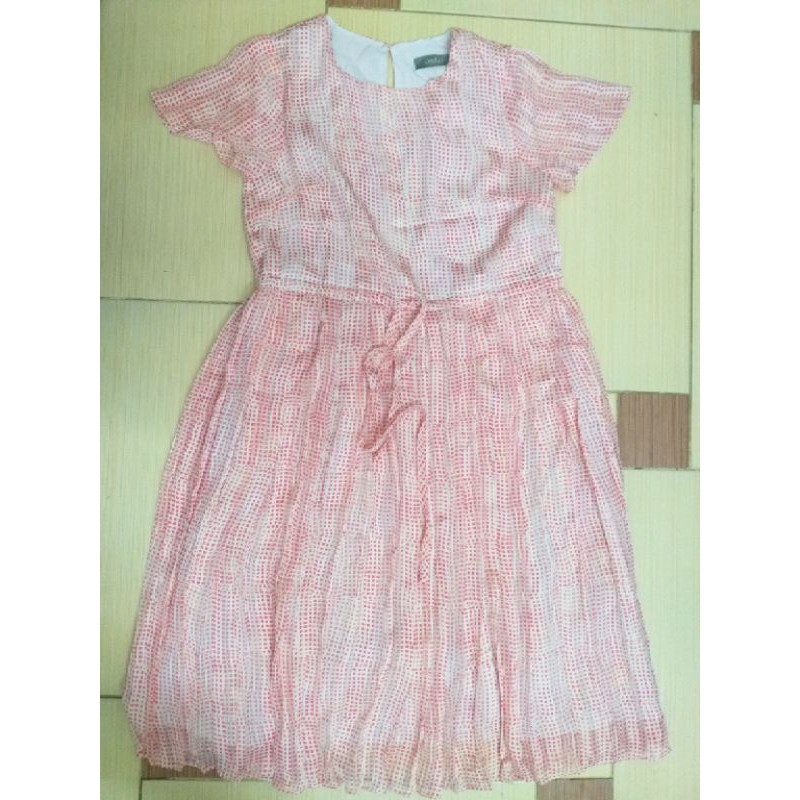 Đầm Oasis dập li