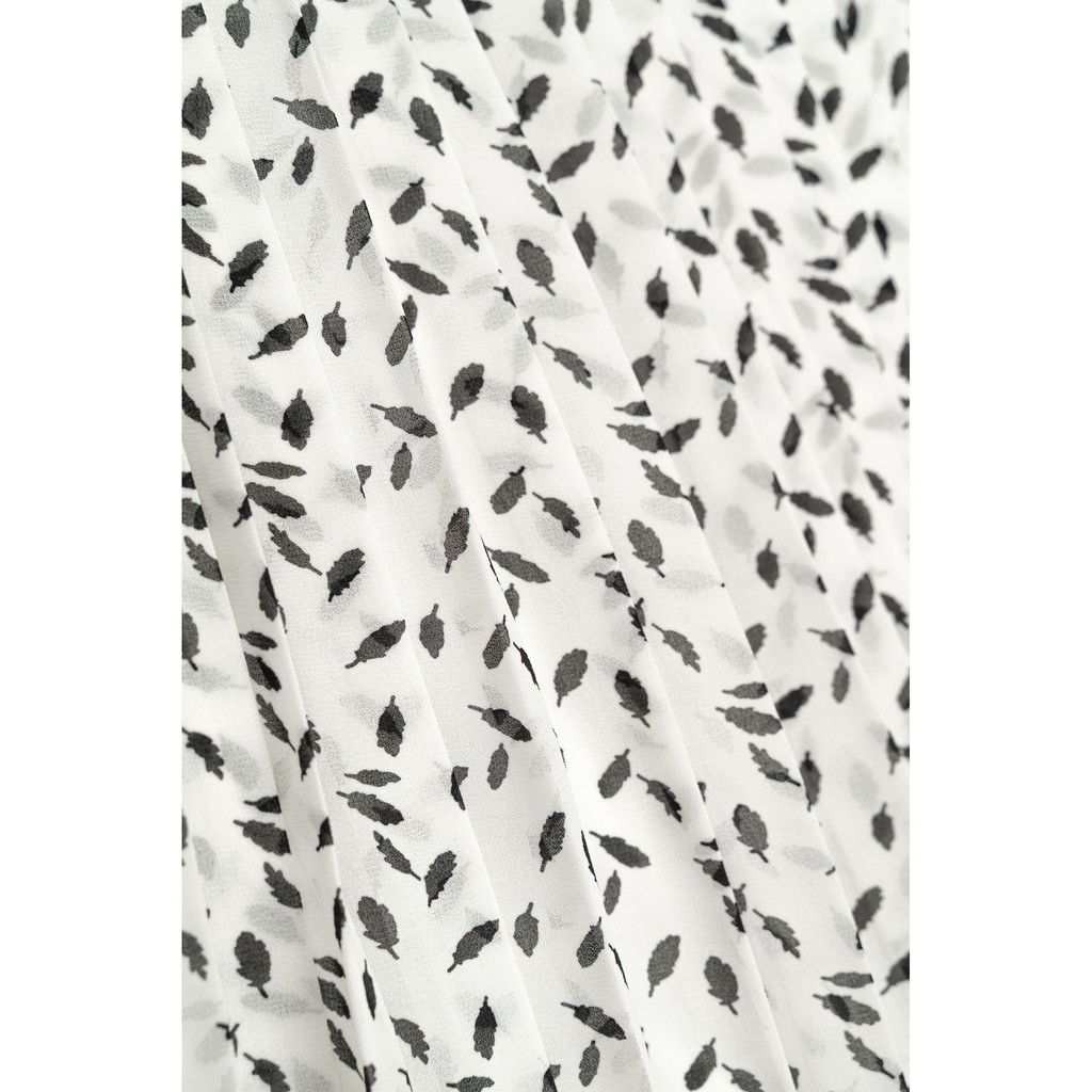 Chân váy xếp ly dài nữ MADLEN họa tiết lá phong chất chiffon | BigBuy360 - bigbuy360.vn