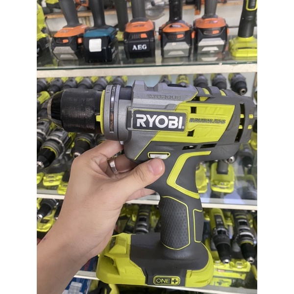 Máy khoan pin R18PDBL VÀ R18DDBL