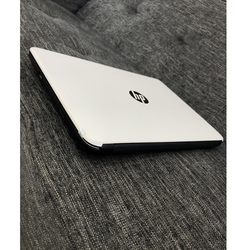 Laptop HP 14- AM12TTU Core i5 7200U/ Ram 8Gb/ SSD 256Gb .