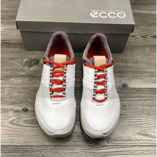 giày đánh golf của nữ