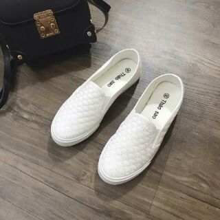 Giày Slip on hình vảy cá