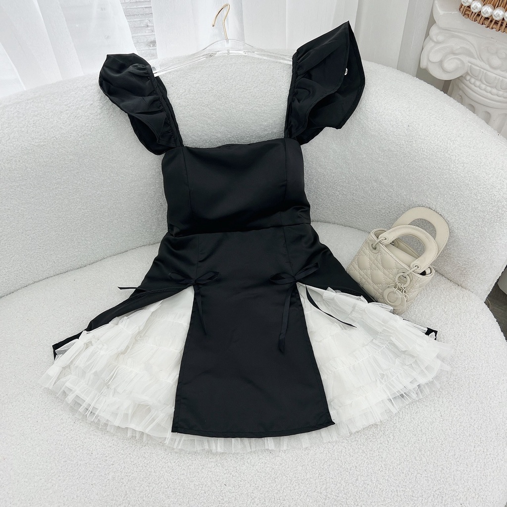 JUMPSUIT ĐEN TAY TIÊN PHỐI LƯỚI XOÈ TRẮNG ĐÍNH NƠ