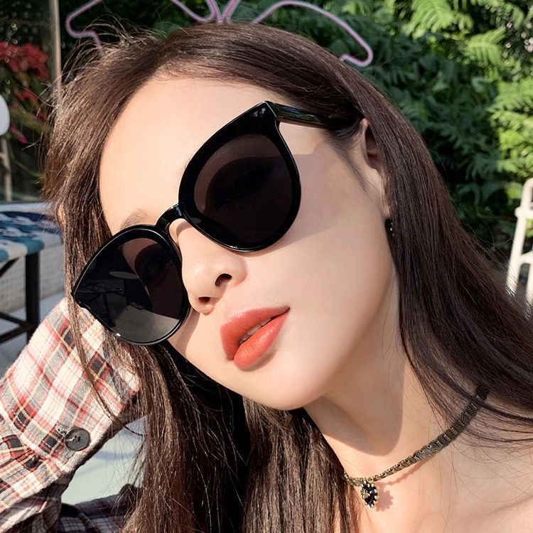 Kính Mát Hình Chữ V Mắt Mèo Màu Đen Thời Trang Dành Cho Nữ 7