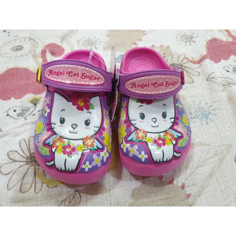 Dép sục bé gái hello kitty siêu đáng yêu Red apple Thái Lan