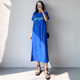 Giấy rập đầm suông dáng dài xẻ tà