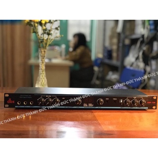 Vang cơ dbx DSP 100
