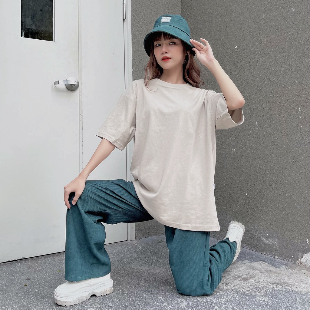 Áo Phông Tay Lỡ Nam Nữ Trơn Form Rộng Oversize 12 Màu Ulzzang Unisex Bom House