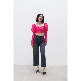 Áo croptop SheByShj tay dài phồng màu hồng - Bloomy Top