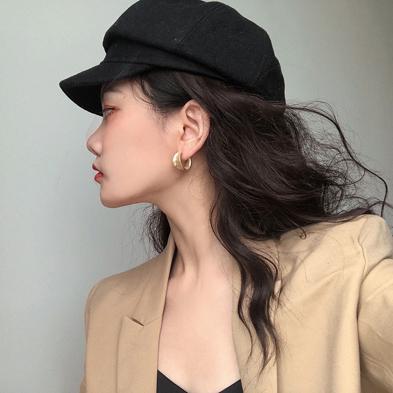 Khuyên Tai Thiết Kế Hình Mặt Trăng Phong Cách Retro A728