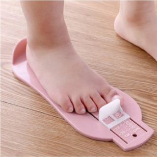 Thước đo chiều dài bàn chân cho bé