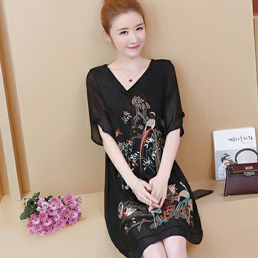 Đầm voan thêu hạc cổ xéo, đầm voan thêu cực sang trọng, dáng xòe dễ thương | BigBuy360 - bigbuy360.vn