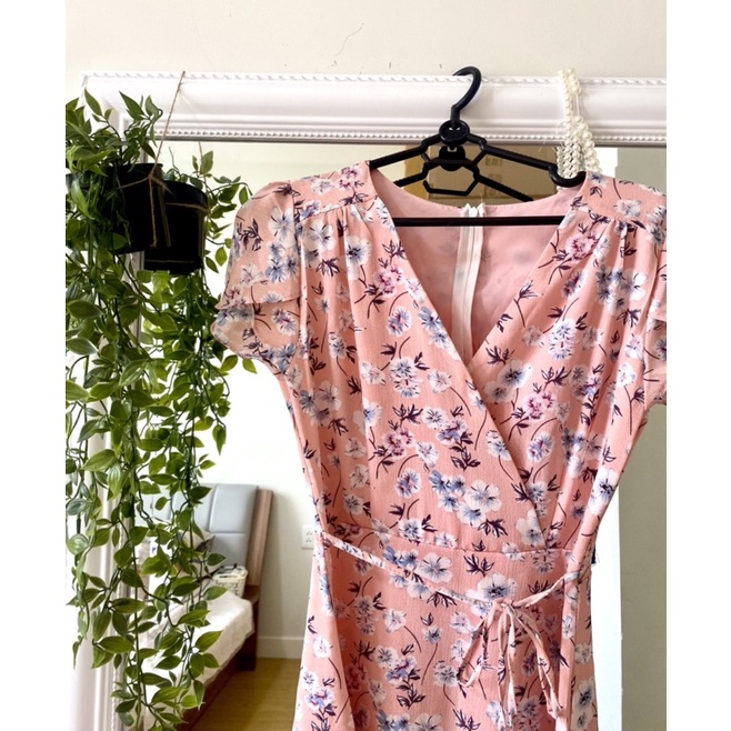 [NEW] Đầm ngắn họa tiết hoa_Màu hồng có dây nơ_Đầm đi chơi_Đầm hoa_Hàng Thái_Floral Dress