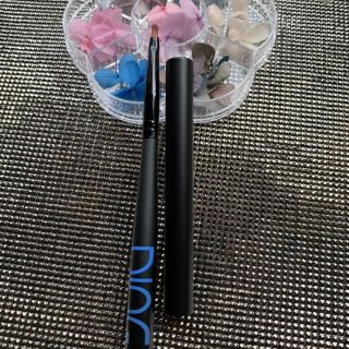 Cọ vẽ hoa cúc sịn