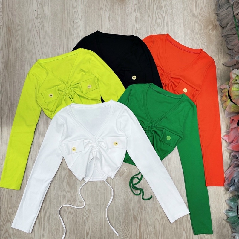 Áo croptop rút ngực tay dài