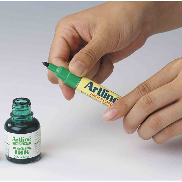 Bút thông dụng Artline EK-70 nét 1.5mm Permanent Marker