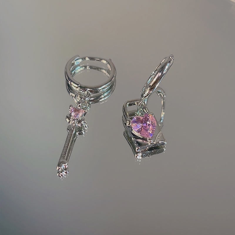 Bông Tai Hình Trái Tim Sang Trọng Cho Nữ