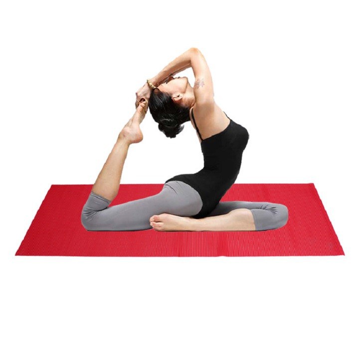 Thảm tập yoga có túi đựng .