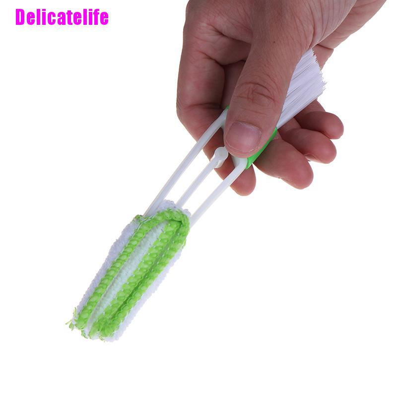 Cọ vệ sinh khe máy lạnh xe hơi tiện dụng